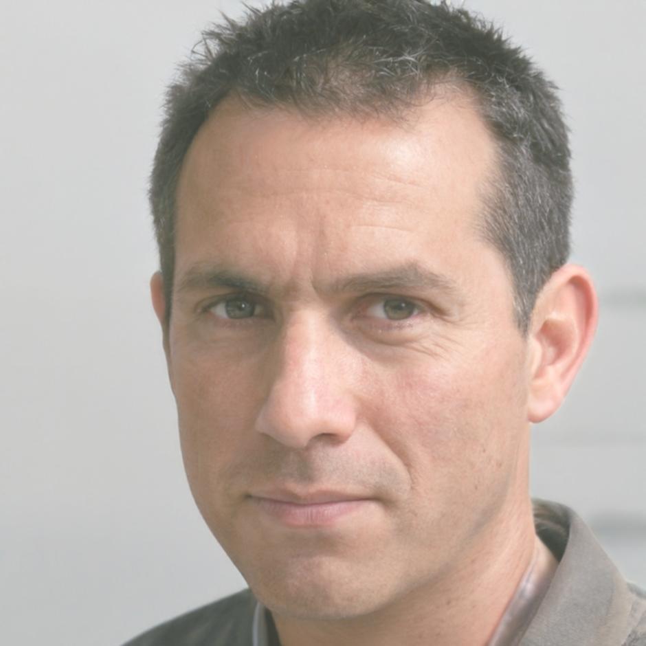 Kepler Thornfield, Senior Investment Strategist
